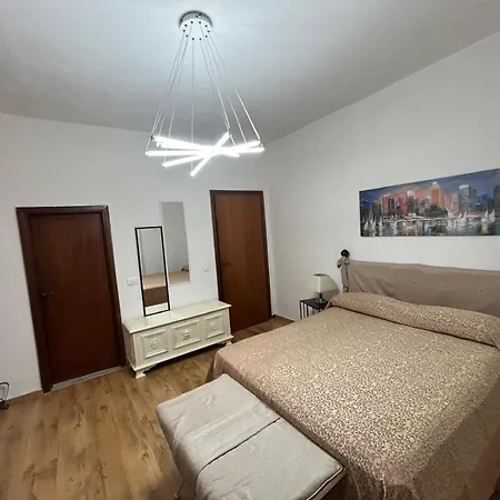 Casa de hóspedes Girasole Lari