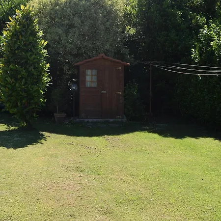 Girasole Gæstehus Lari